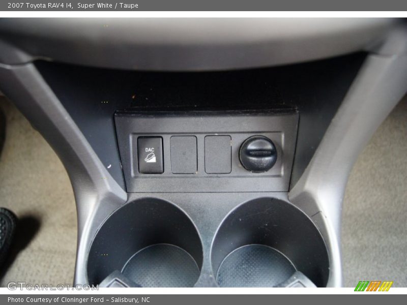Super White / Taupe 2007 Toyota RAV4 I4