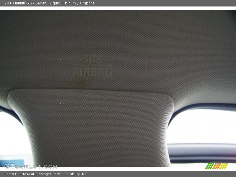 Liquid Platinum / Graphite 2010 Infiniti G 37 Sedan