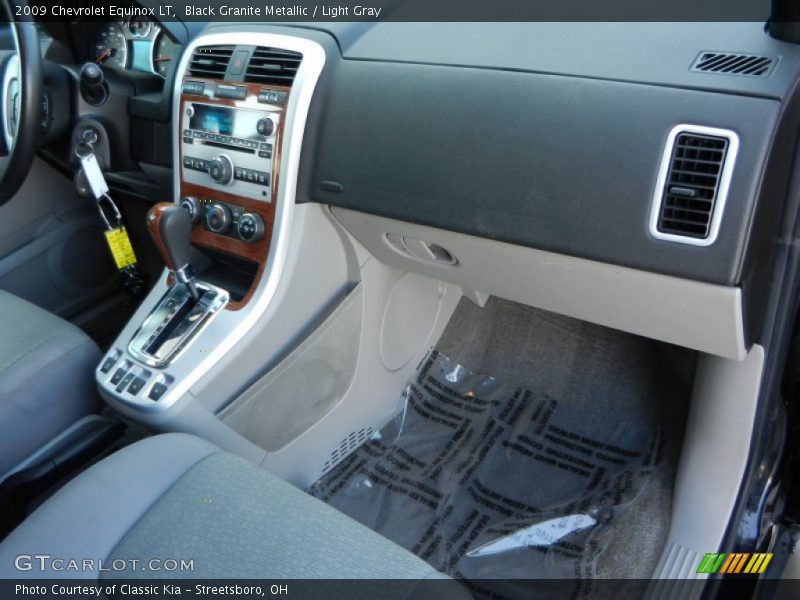 Black Granite Metallic / Light Gray 2009 Chevrolet Equinox LT