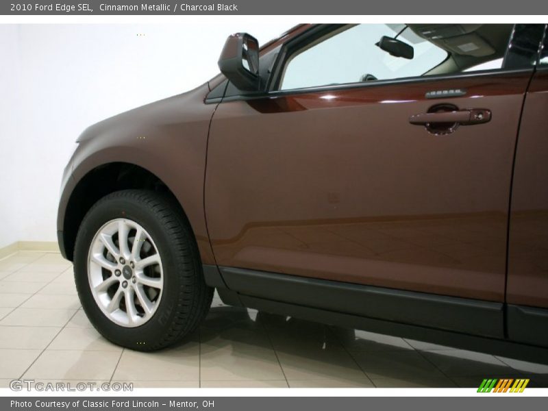 Cinnamon Metallic / Charcoal Black 2010 Ford Edge SEL
