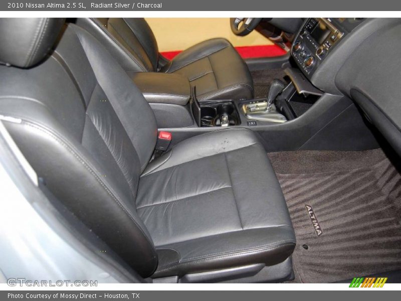 Radiant Silver / Charcoal 2010 Nissan Altima 2.5 SL