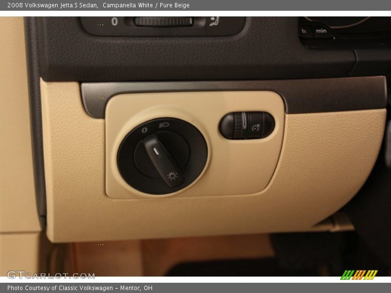 Campanella White / Pure Beige 2008 Volkswagen Jetta S Sedan