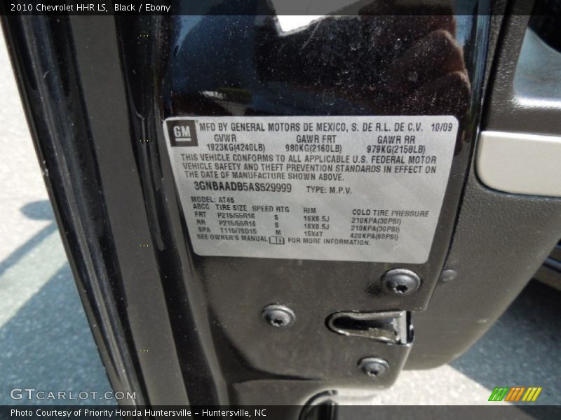Black / Ebony 2010 Chevrolet HHR LS