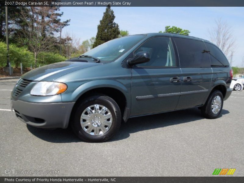 Magnesium Green Pearl / Medium Slate Gray 2007 Dodge Caravan SE