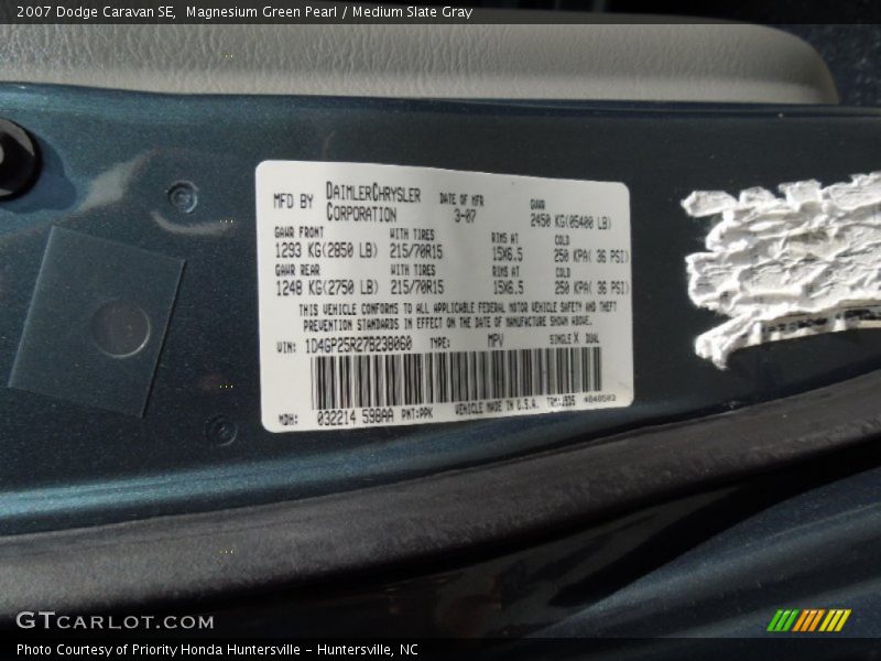 Magnesium Green Pearl / Medium Slate Gray 2007 Dodge Caravan SE