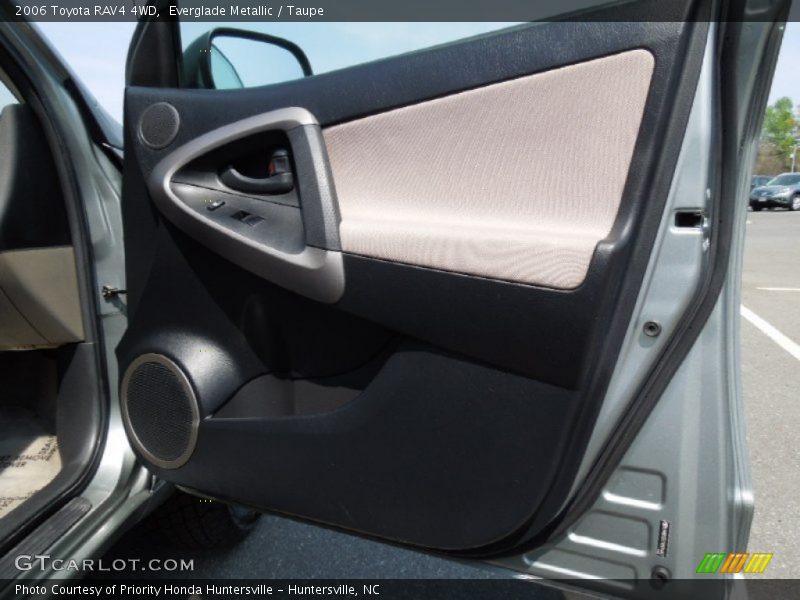 Everglade Metallic / Taupe 2006 Toyota RAV4 4WD