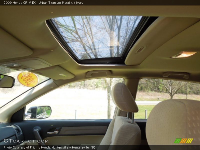 Urban Titanium Metallic / Ivory 2009 Honda CR-V EX