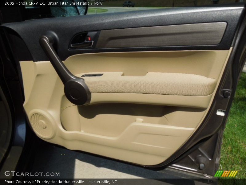 Urban Titanium Metallic / Ivory 2009 Honda CR-V EX