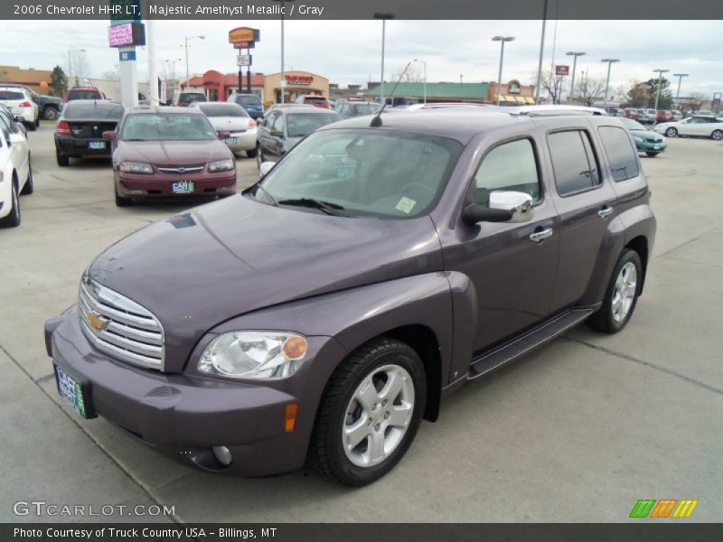 Front 3/4 View of 2006 HHR LT