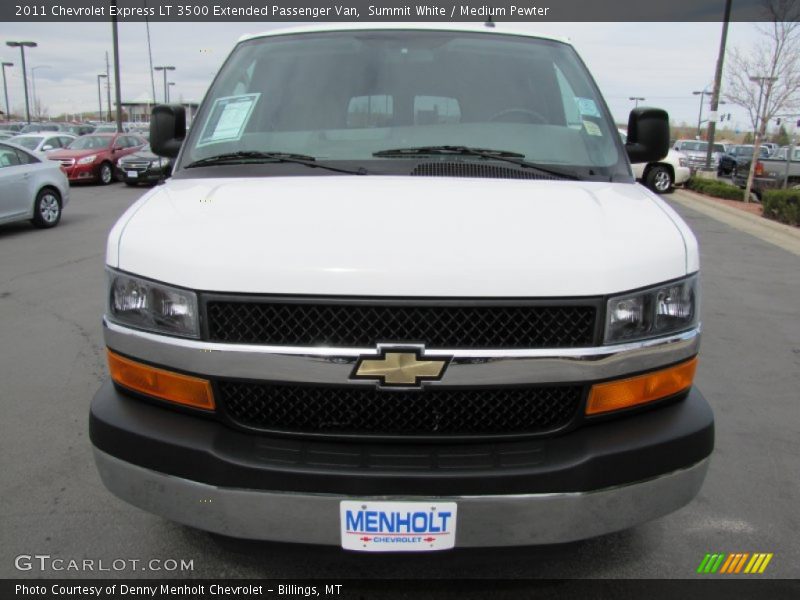 Summit White / Medium Pewter 2011 Chevrolet Express LT 3500 Extended Passenger Van