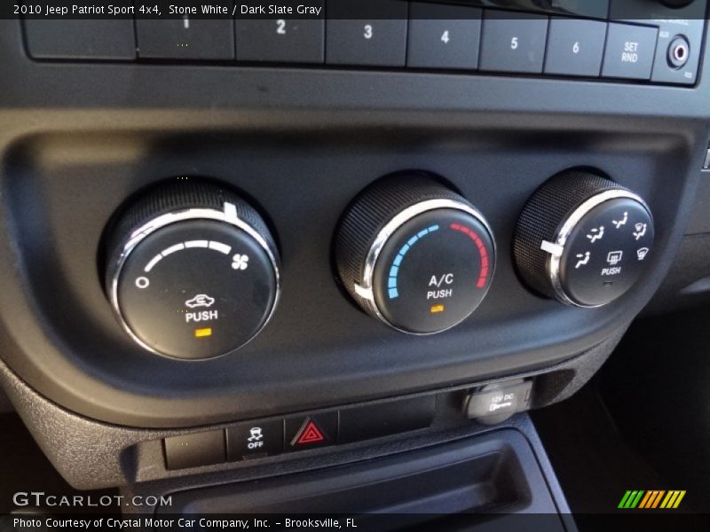 Stone White / Dark Slate Gray 2010 Jeep Patriot Sport 4x4