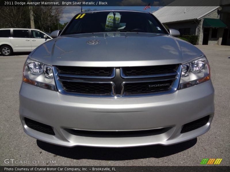 Bright Silver Metallic / Black 2011 Dodge Avenger Mainstreet