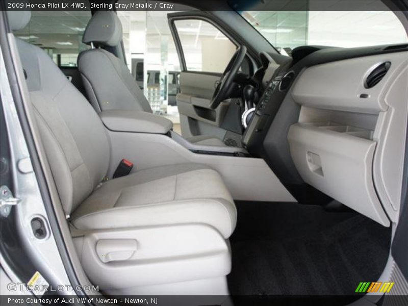 Sterling Gray Metallic / Gray 2009 Honda Pilot LX 4WD