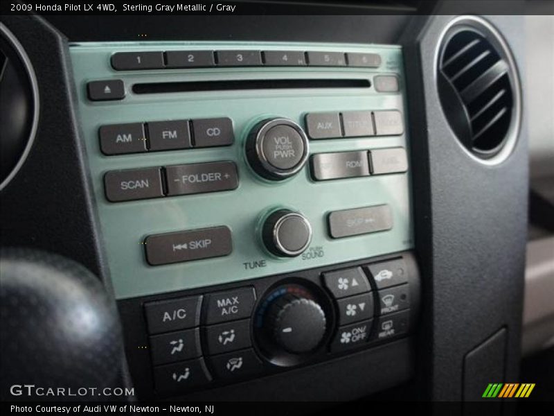 Sterling Gray Metallic / Gray 2009 Honda Pilot LX 4WD