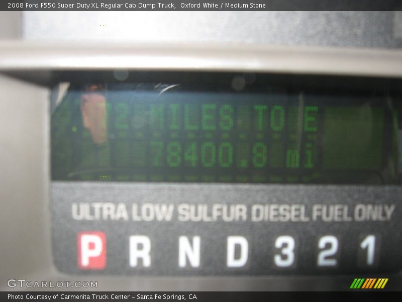 Oxford White / Medium Stone 2008 Ford F550 Super Duty XL Regular Cab Dump Truck