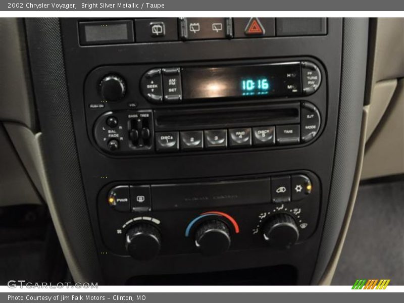 Controls of 2002 Voyager 