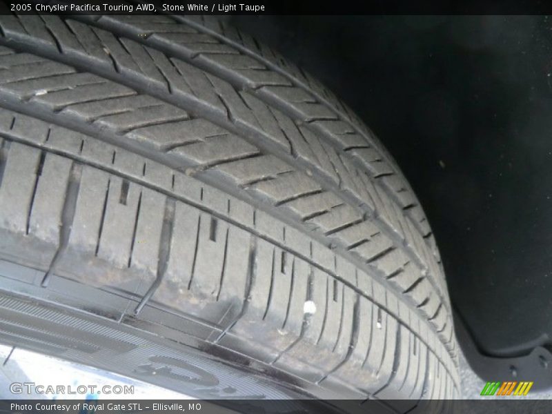 Stone White / Light Taupe 2005 Chrysler Pacifica Touring AWD