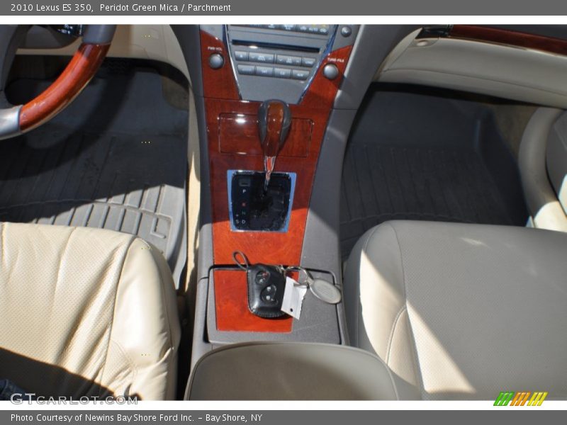 Peridot Green Mica / Parchment 2010 Lexus ES 350