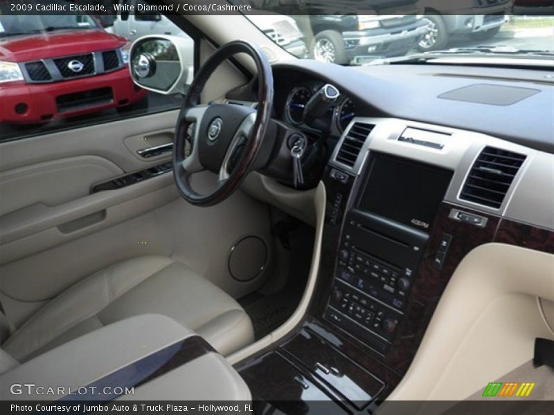 White Diamond / Cocoa/Cashmere 2009 Cadillac Escalade