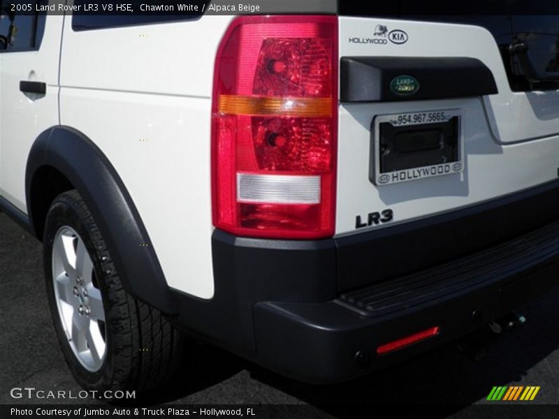 Chawton White / Alpaca Beige 2005 Land Rover LR3 V8 HSE