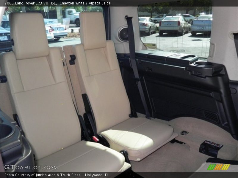 Chawton White / Alpaca Beige 2005 Land Rover LR3 V8 HSE