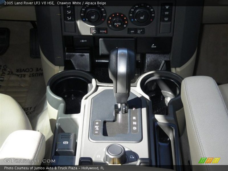 Chawton White / Alpaca Beige 2005 Land Rover LR3 V8 HSE
