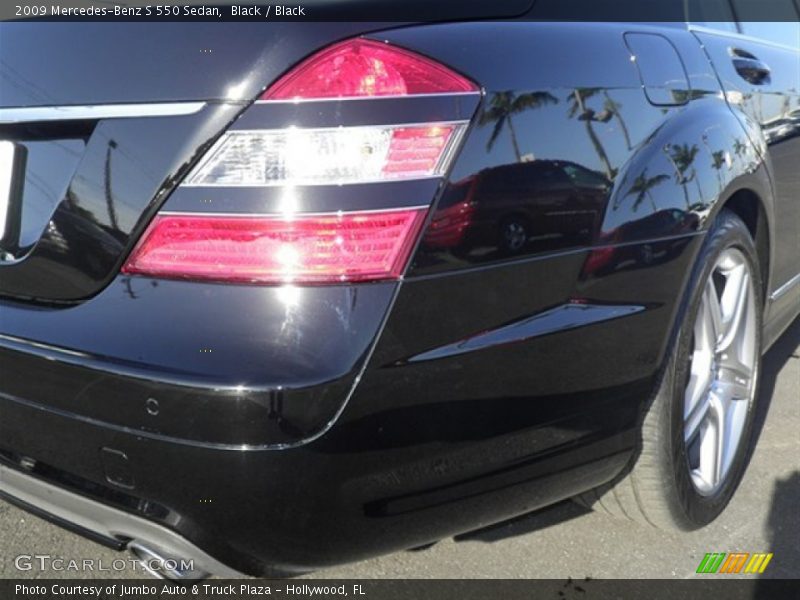 Black / Black 2009 Mercedes-Benz S 550 Sedan
