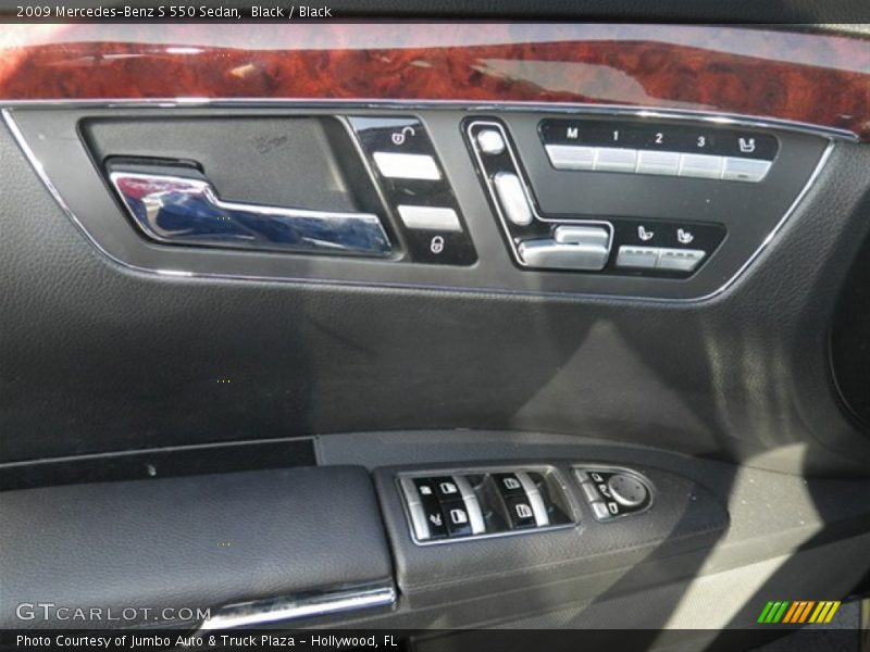 Black / Black 2009 Mercedes-Benz S 550 Sedan