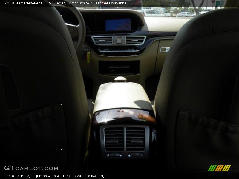 Arctic White / Cashmere/Savanna 2008 Mercedes-Benz S 550 Sedan