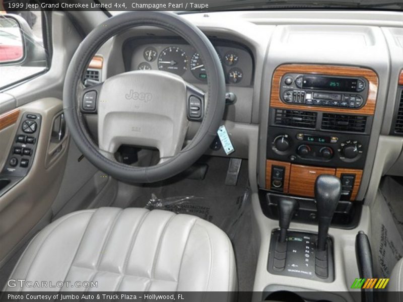 Champagne Pearl / Taupe 1999 Jeep Grand Cherokee Limited 4x4