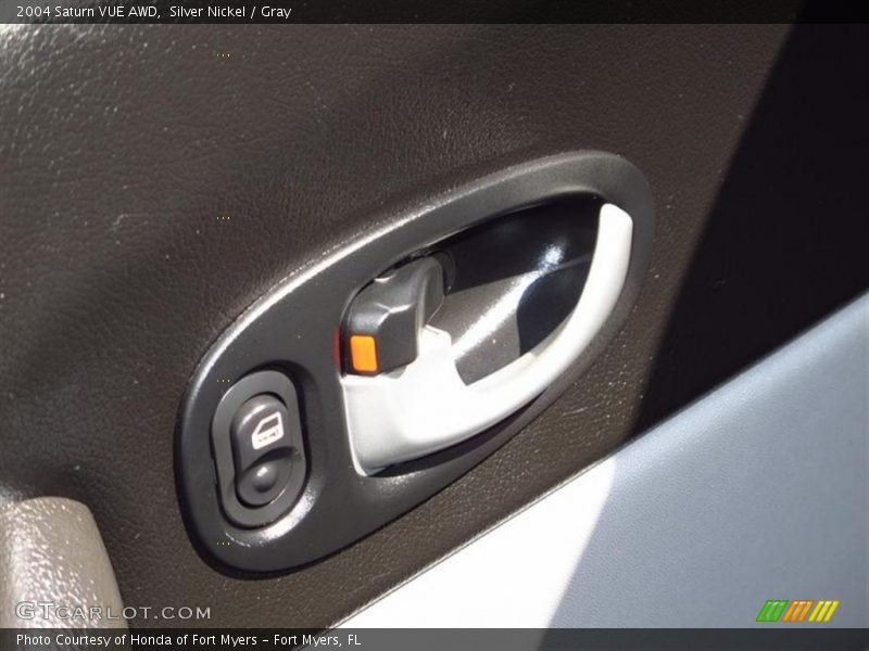 Silver Nickel / Gray 2004 Saturn VUE AWD