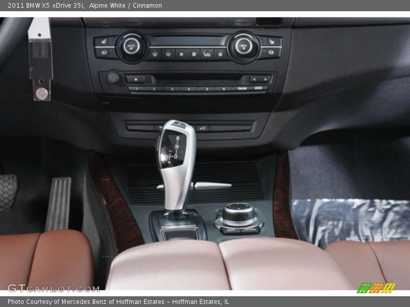 Alpine White / Cinnamon 2011 BMW X5 xDrive 35i