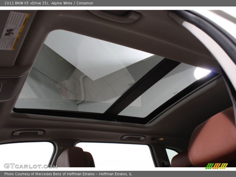 Alpine White / Cinnamon 2011 BMW X5 xDrive 35i