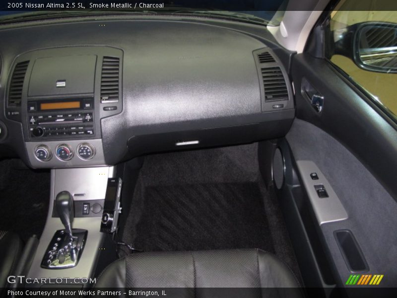 Smoke Metallic / Charcoal 2005 Nissan Altima 2.5 SL