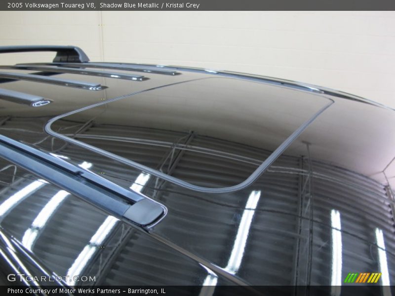 Shadow Blue Metallic / Kristal Grey 2005 Volkswagen Touareg V8