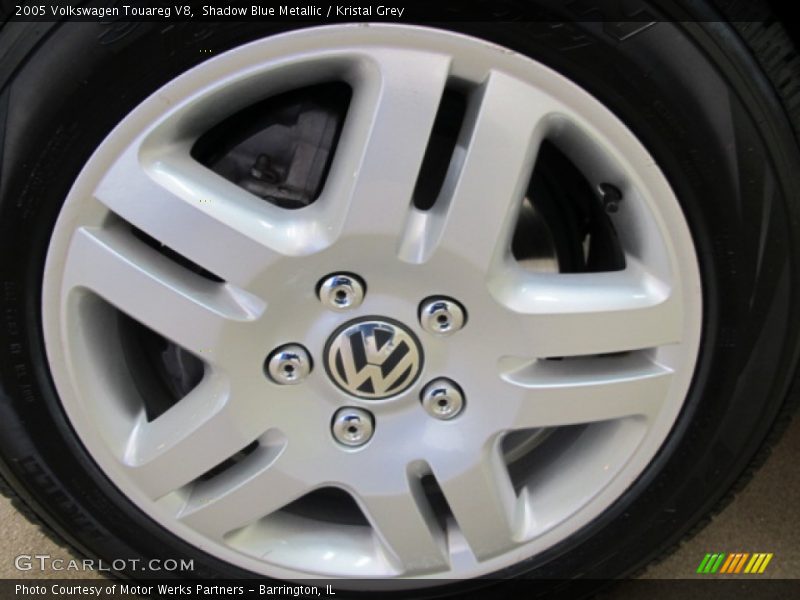 Shadow Blue Metallic / Kristal Grey 2005 Volkswagen Touareg V8