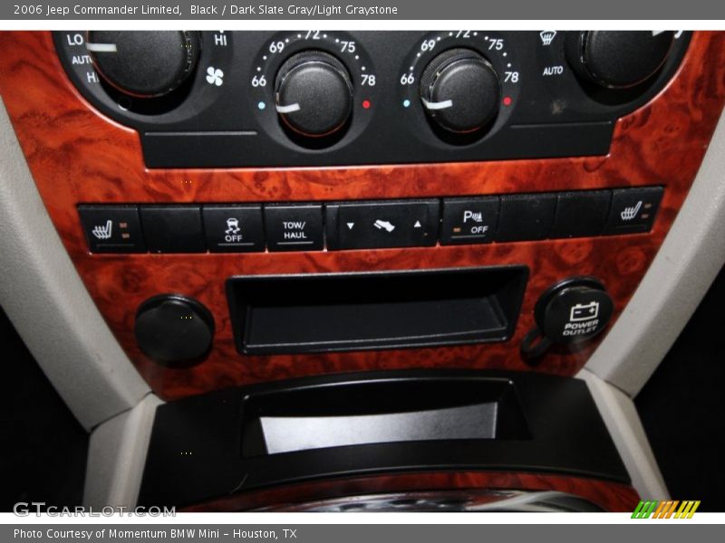 Black / Dark Slate Gray/Light Graystone 2006 Jeep Commander Limited