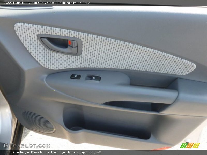 Sahara Silver / Gray 2005 Hyundai Tucson GLS V6 4WD