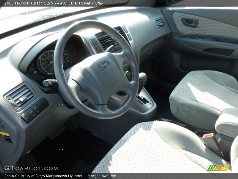 Sahara Silver / Gray 2005 Hyundai Tucson GLS V6 4WD
