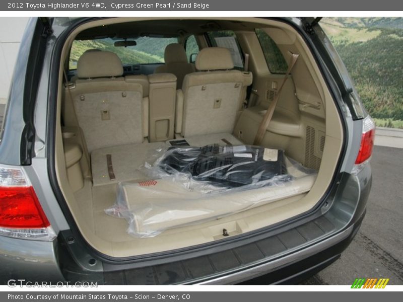Cypress Green Pearl / Sand Beige 2012 Toyota Highlander V6 4WD