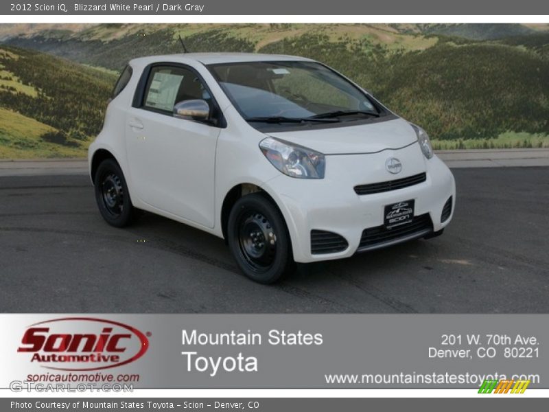 Blizzard White Pearl / Dark Gray 2012 Scion iQ