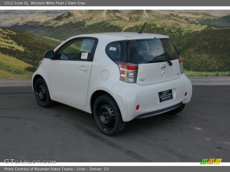 Blizzard White Pearl / Dark Gray 2012 Scion iQ