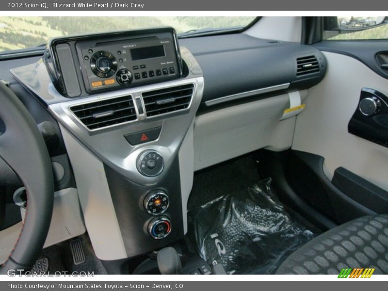 Blizzard White Pearl / Dark Gray 2012 Scion iQ
