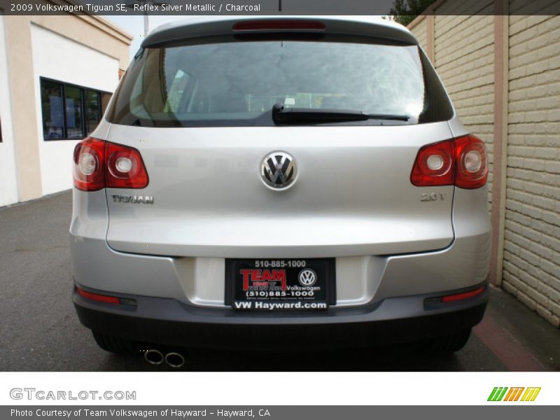 Reflex Silver Metallic / Charcoal 2009 Volkswagen Tiguan SE