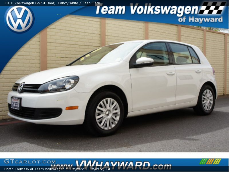 Candy White / Titan Black 2010 Volkswagen Golf 4 Door
