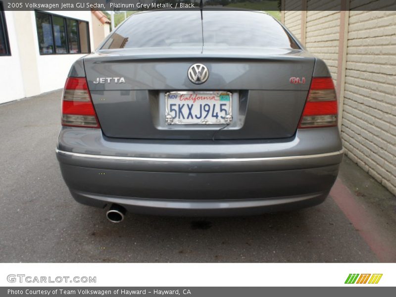 Platinum Grey Metallic / Black 2005 Volkswagen Jetta GLI Sedan
