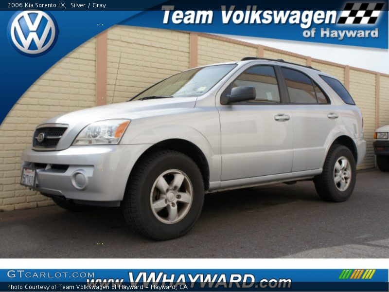 Silver / Gray 2006 Kia Sorento LX
