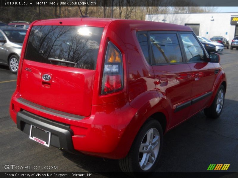 Molten Red / Black Soul Logo Cloth 2010 Kia Soul +