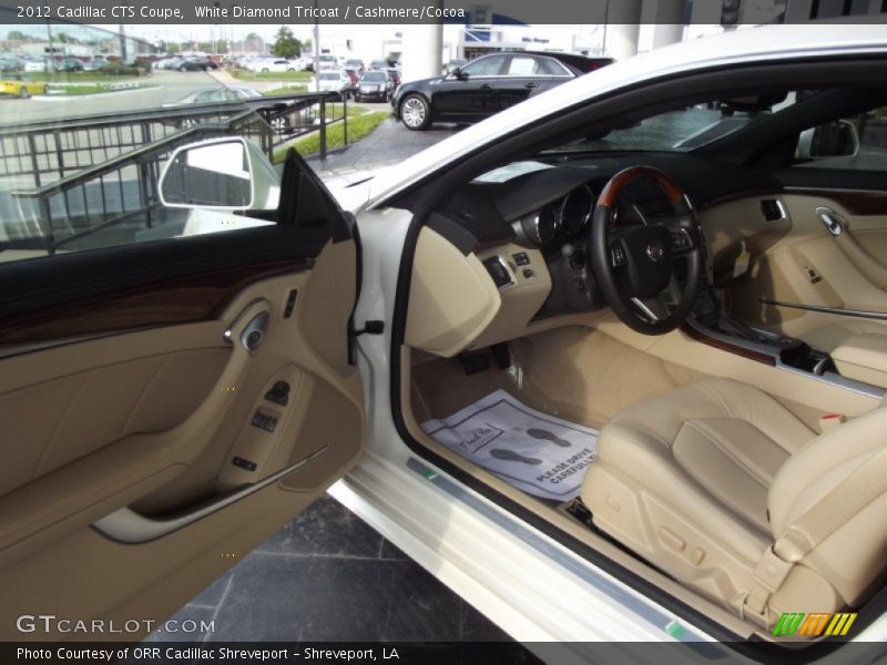 White Diamond Tricoat / Cashmere/Cocoa 2012 Cadillac CTS Coupe