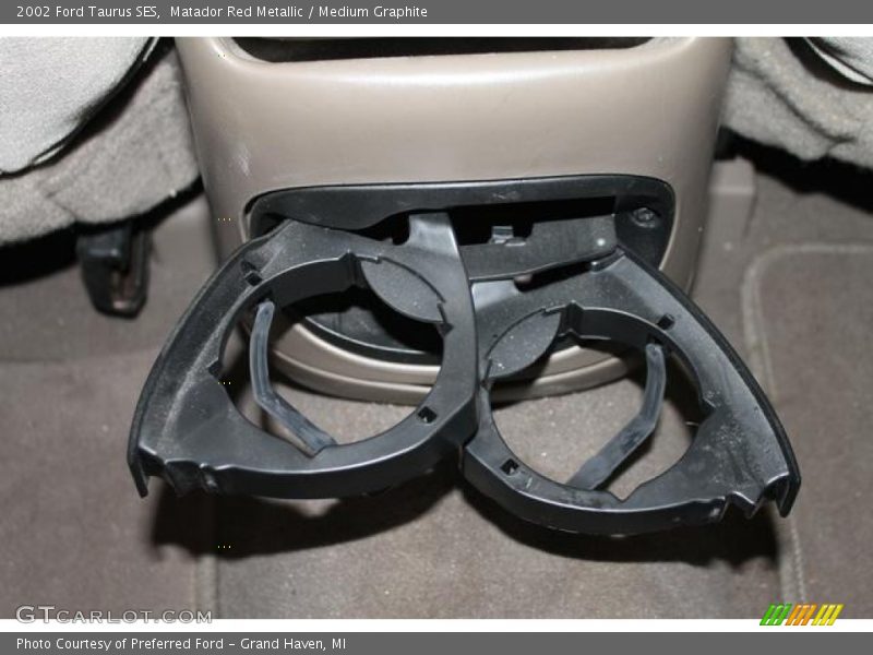 Matador Red Metallic / Medium Graphite 2002 Ford Taurus SES